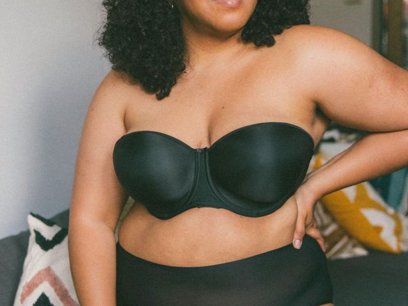 Big Breast with Strapless Push-Up Bra