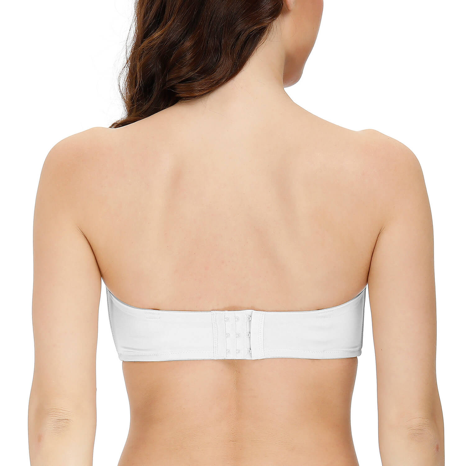 woman with white strapless multiway bandeau bra-2